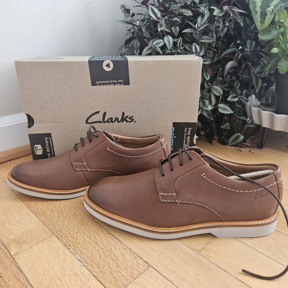 Clarks Men's Atticus Brown Leather Shoes - Picture 3 of 12